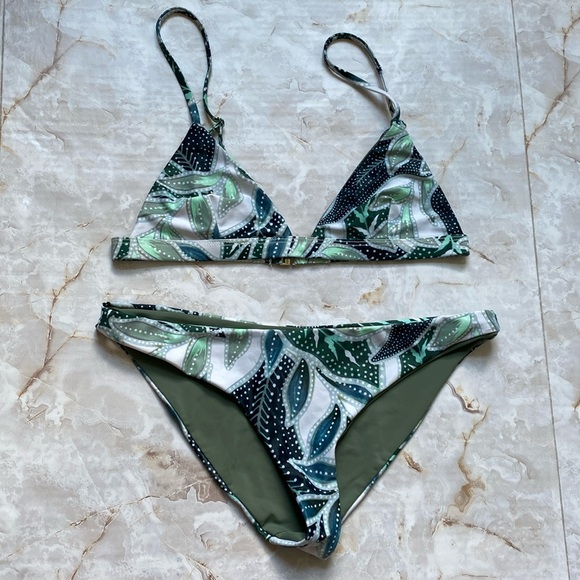 Mara Hoffman Other - Mara Hoffman | Triangle bralette and Zoa bottoms in green floral leaves